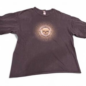 Harley Davidson skull tee - faded black with gold accents #bikerstyle cropped